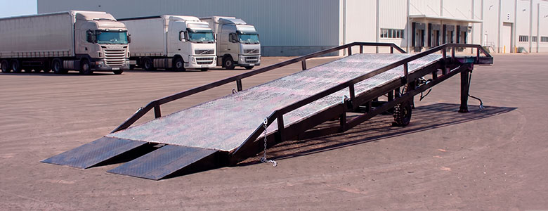 Rampe mobile transportable
